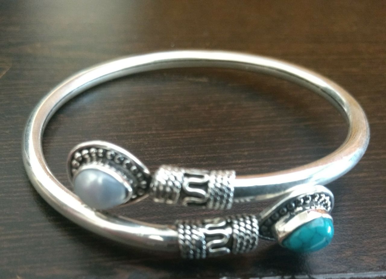 Pure silver bangle