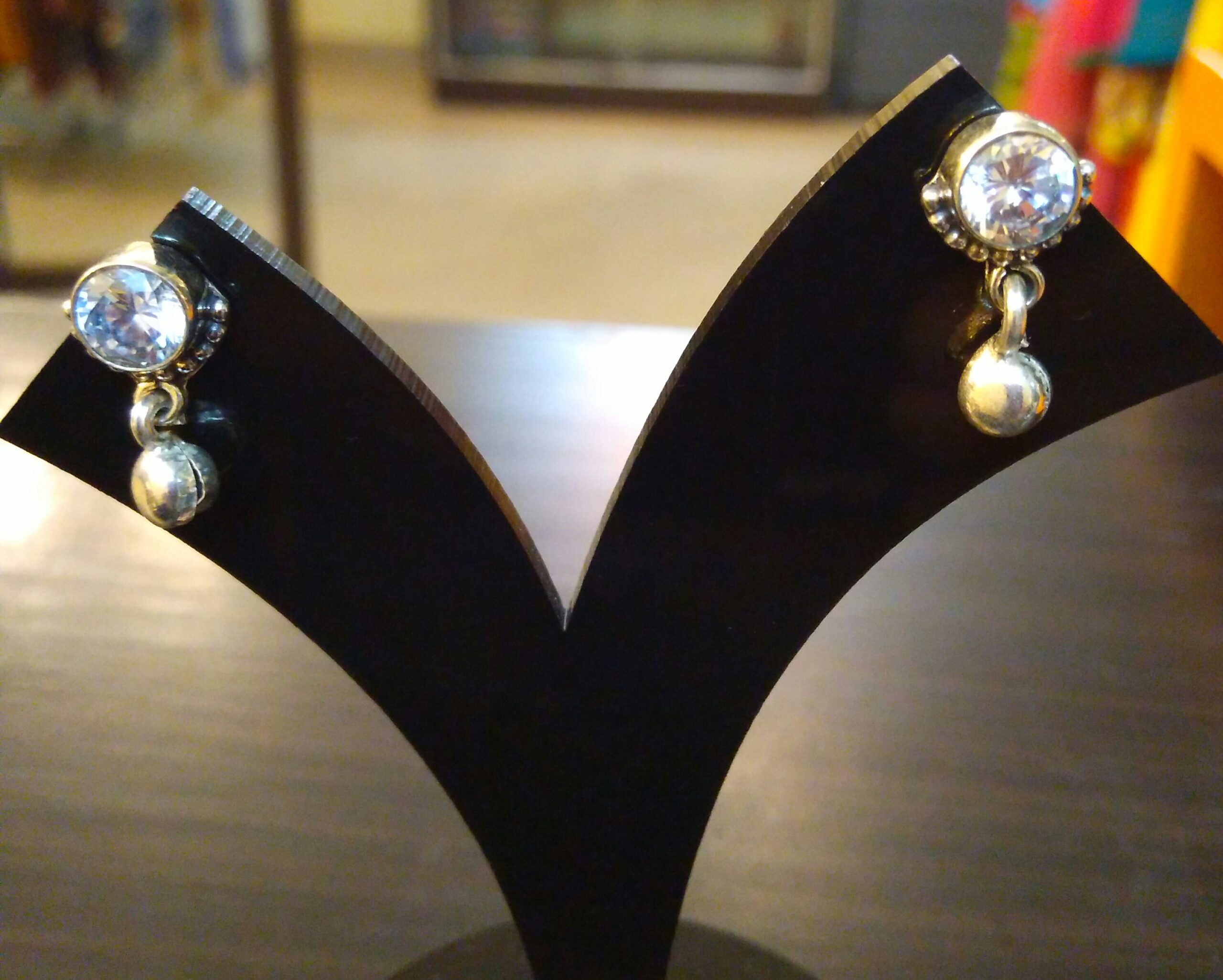 Silver stud with ghungroo