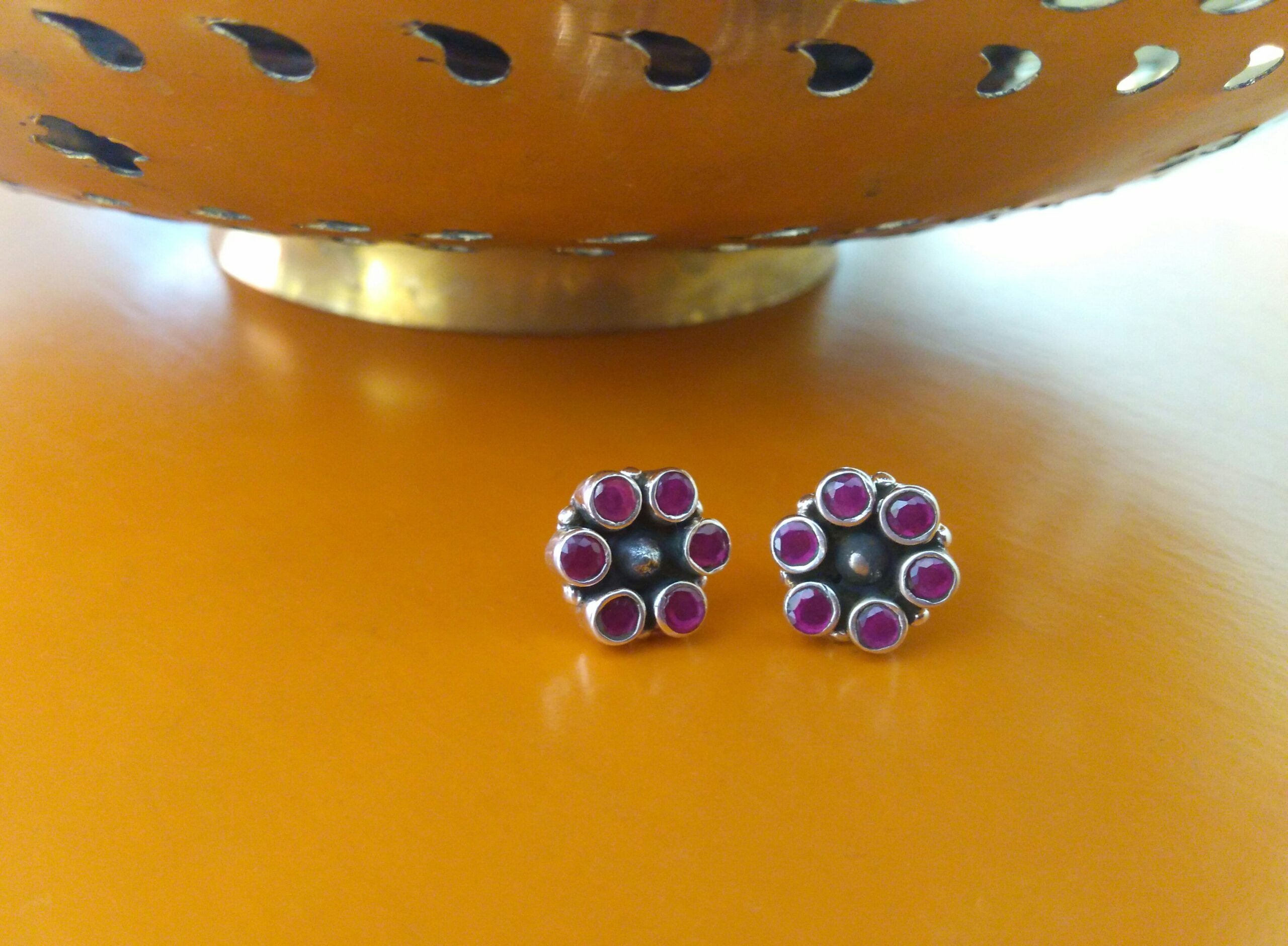 Pure silver studs
