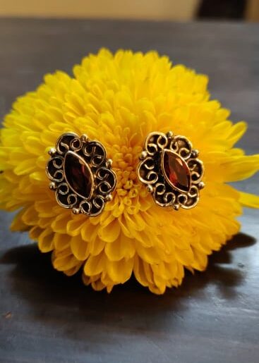 Pure Silver Garnet stone studs