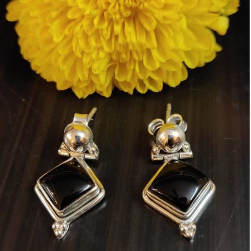 Pure Silver black onyx studs