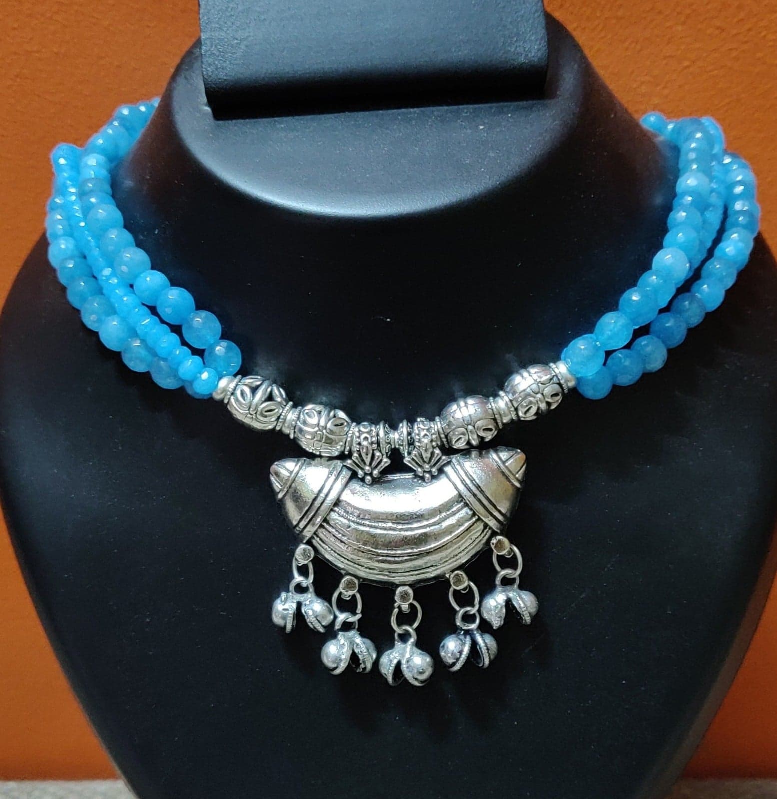 Three layer semi precious beads necklace