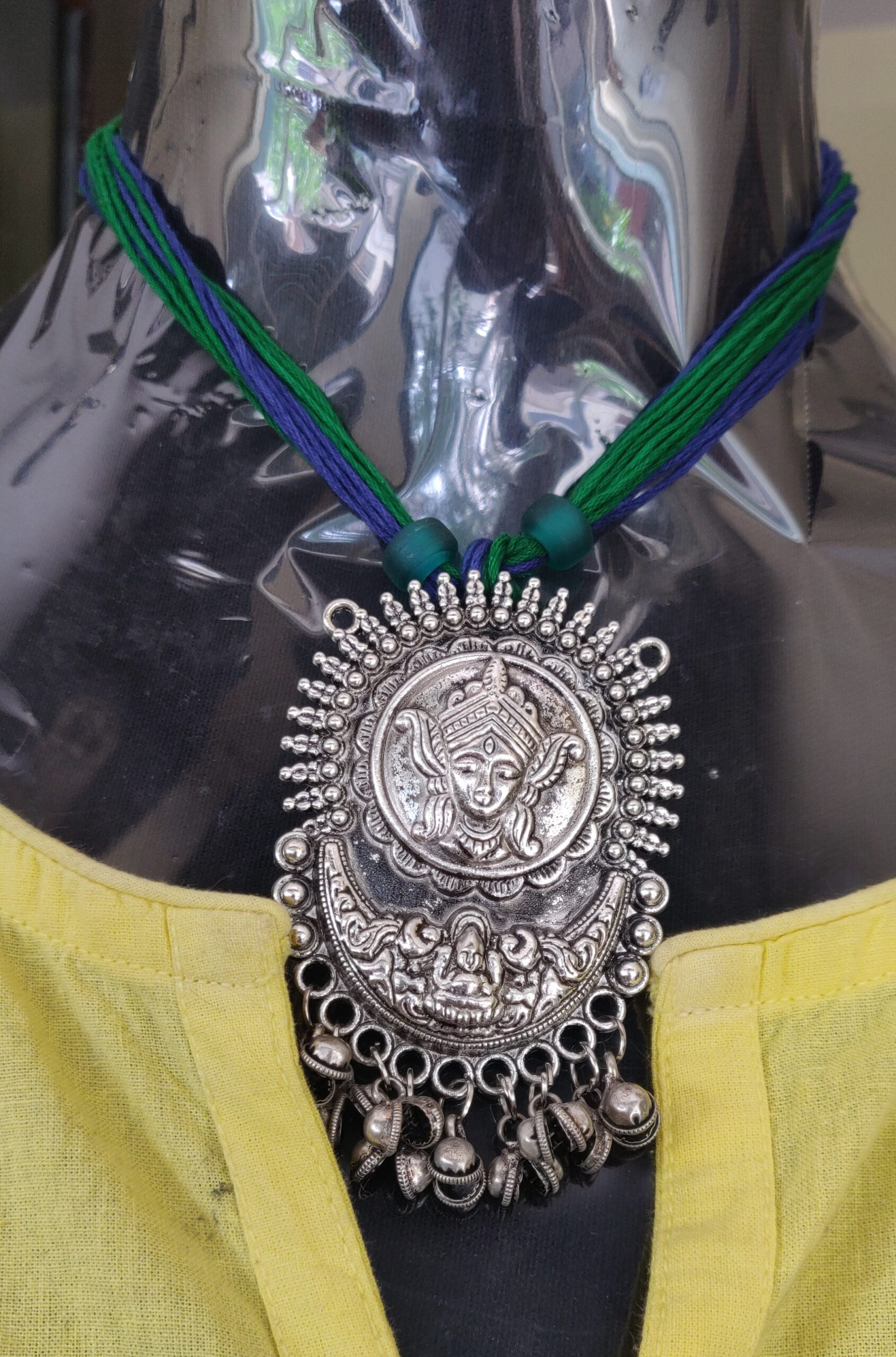 Thread necklace with Devi pendant