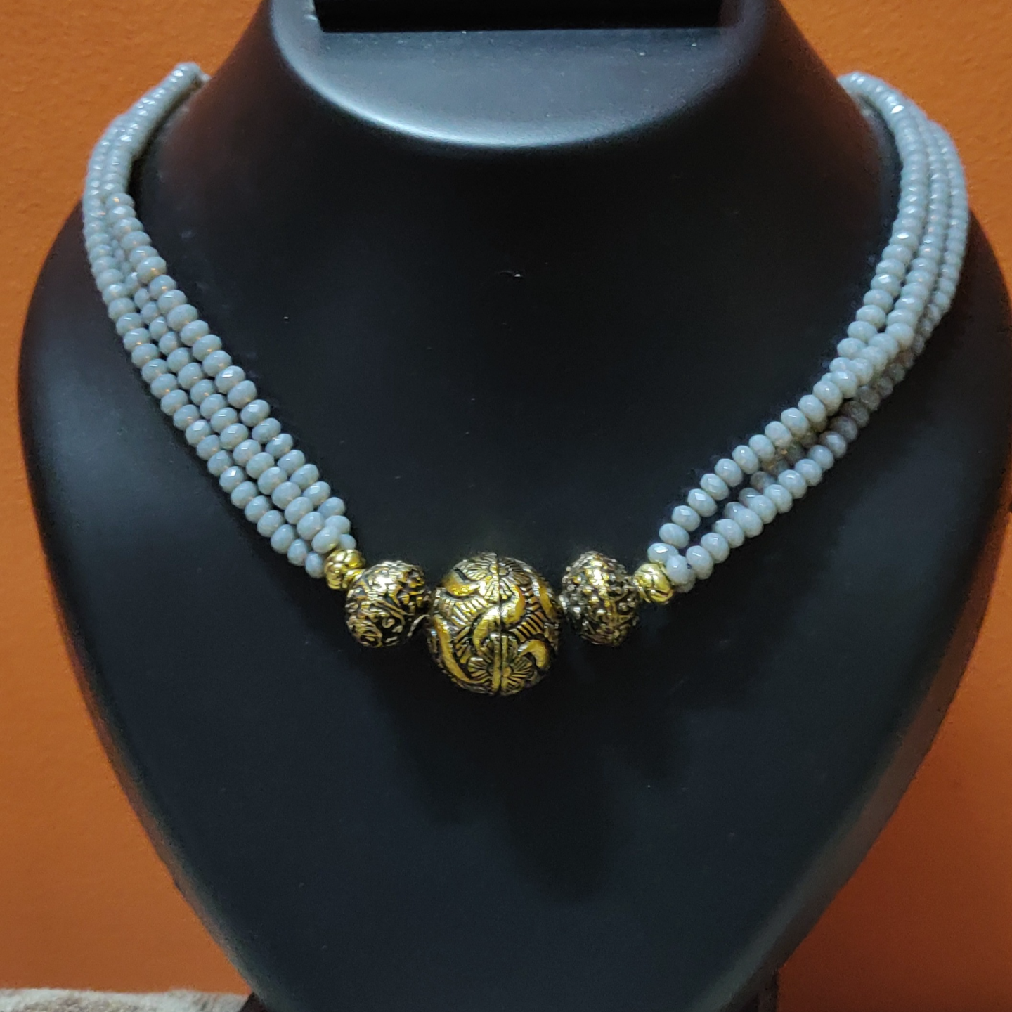 Semi precious beads choker model necklace