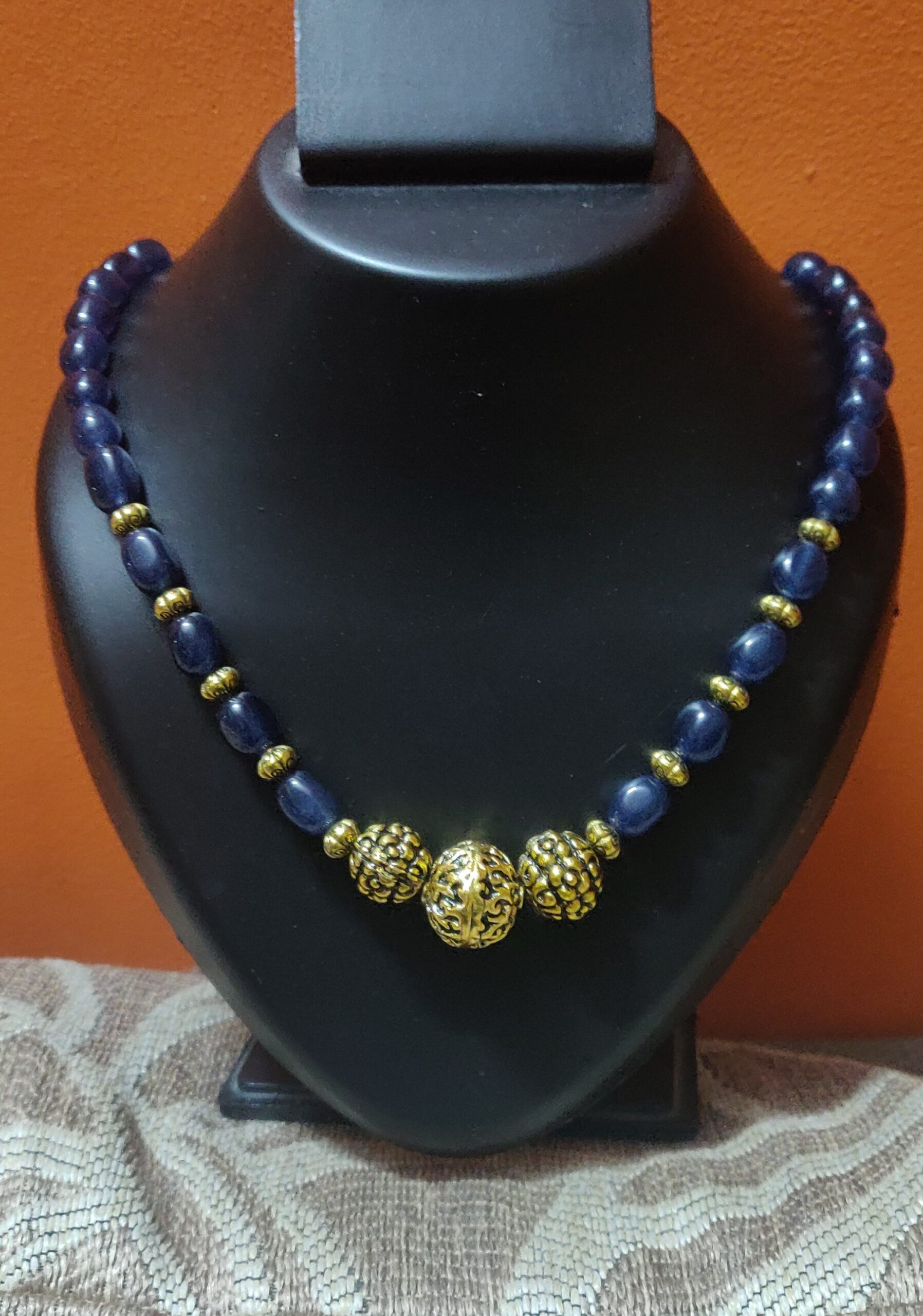 Semi precious beads necklace with brass beads