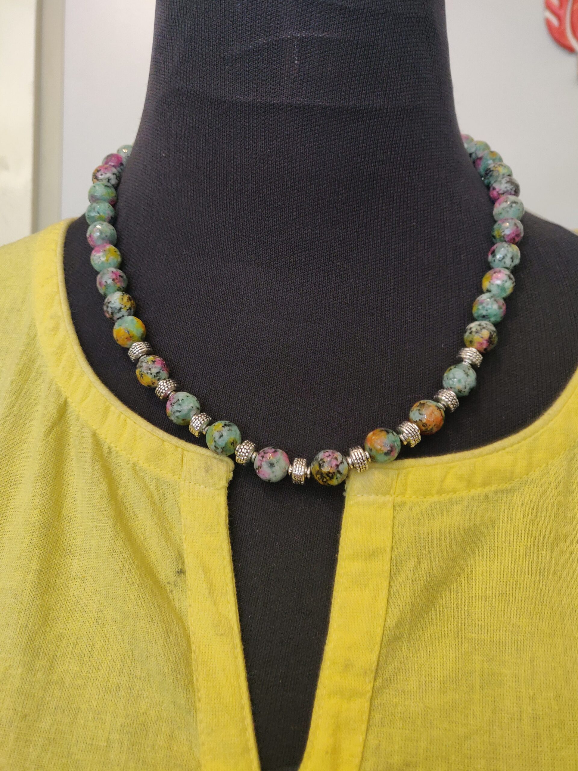 Semi precious beads necklace