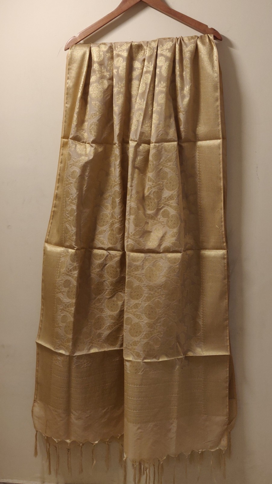 Banaras duppatta in gold shade with antique zari
