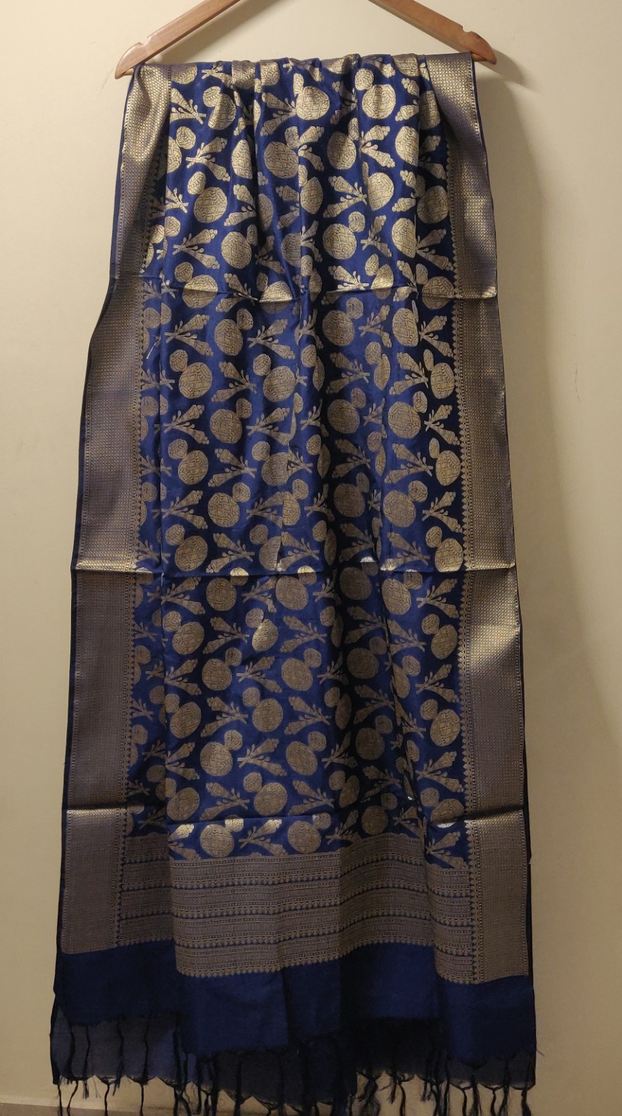 Banaras duppatta in Royal Blue shade with antique zari