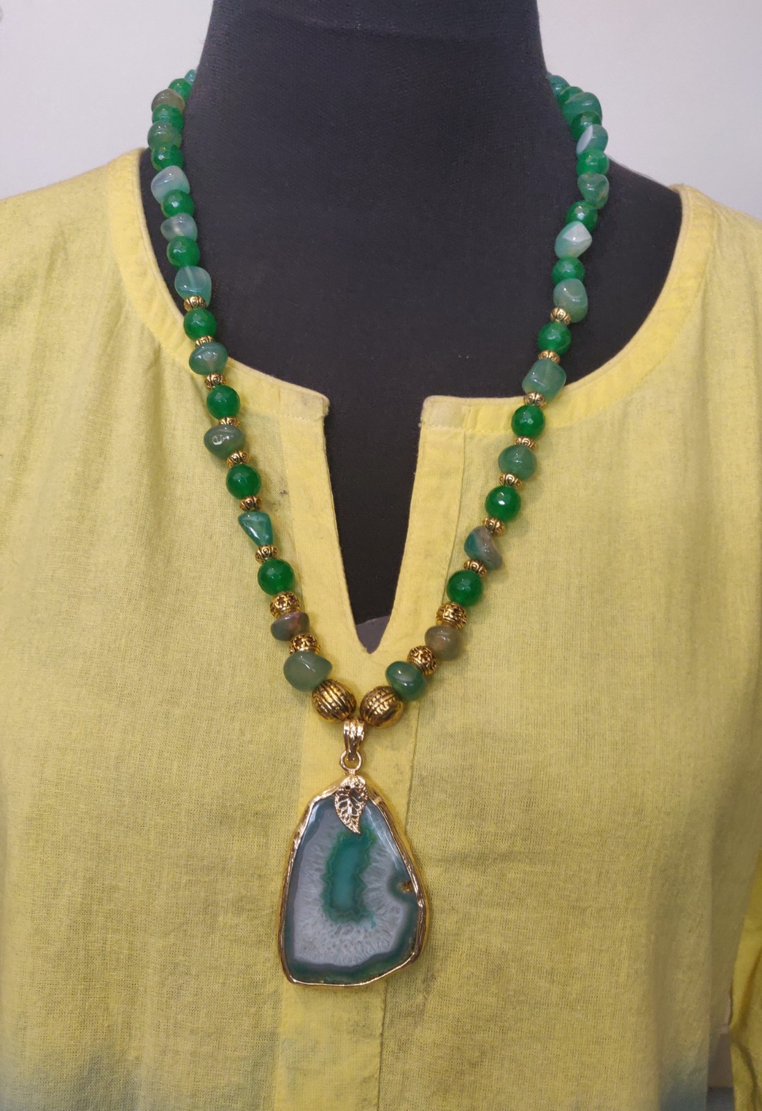 Agate slice pendant long necklace