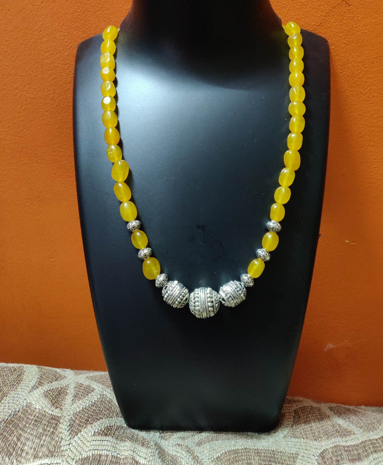 Semi precious agates necklace