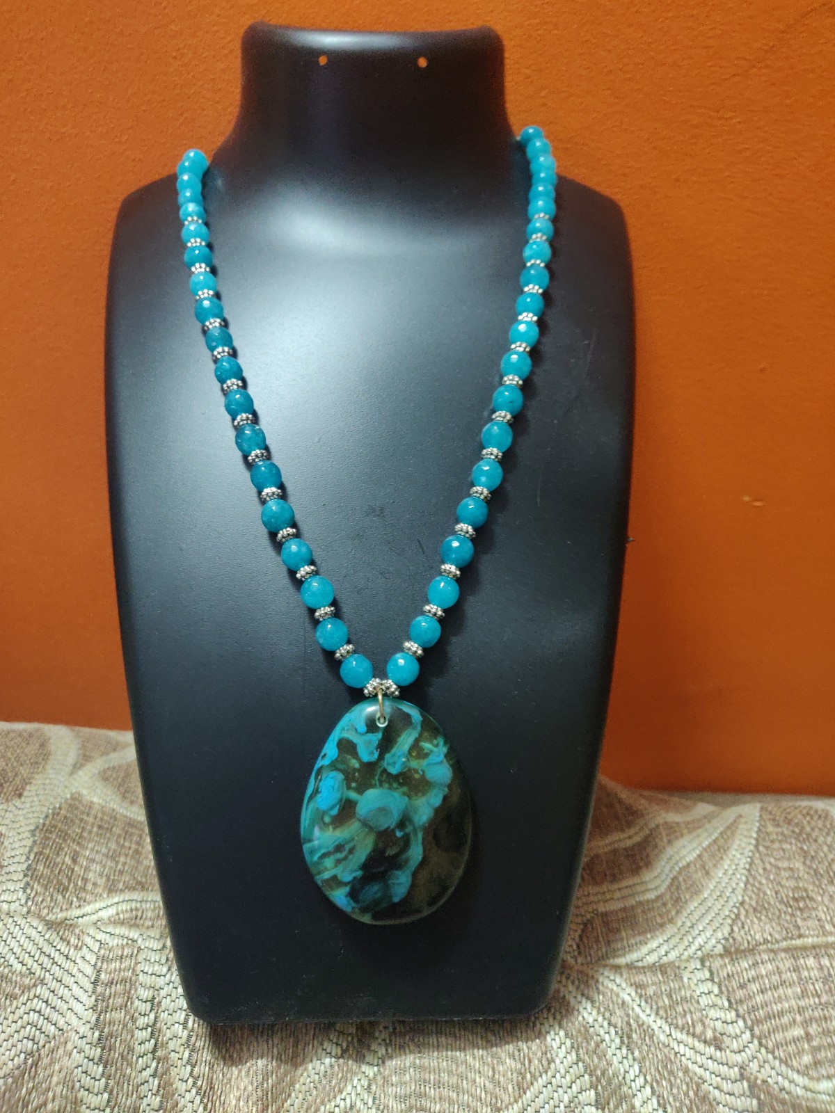 Semi precious agates necklace