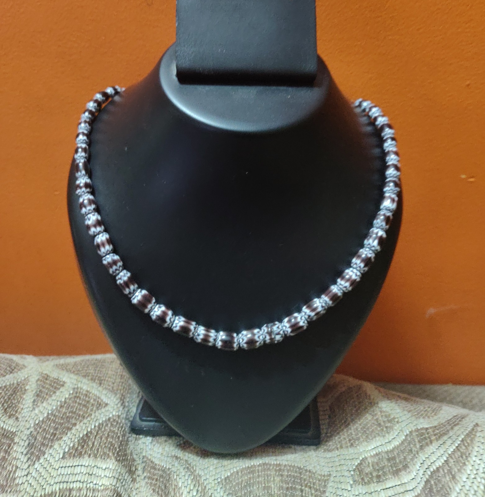 Hand painted beads necklace