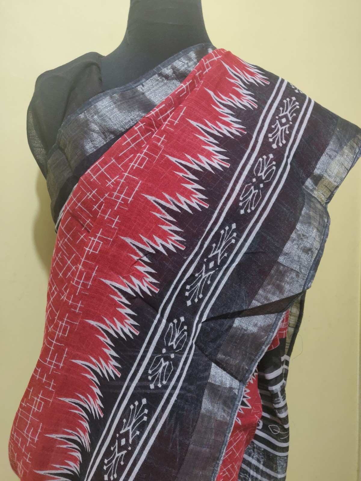 Linen Sarees