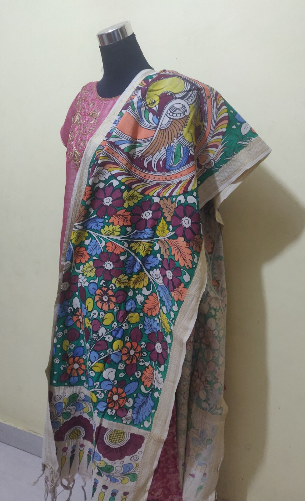 Hand Painted Kalamkari duppatta