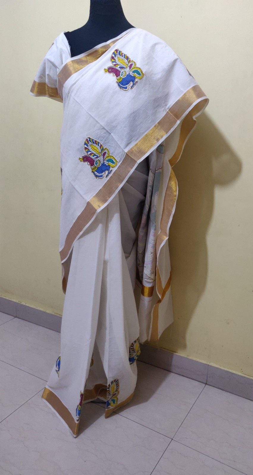 Kerala cotton saree with Pen Kalamkari applique work - Image 5