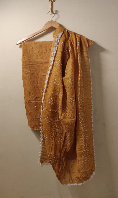 Mul cotton Bandhani duppatta and cambric cotton top