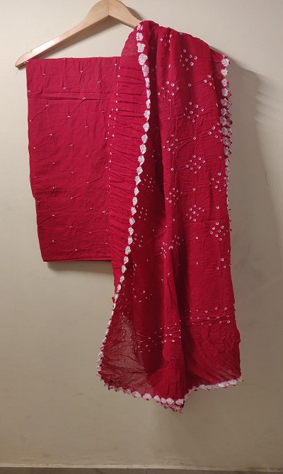 Mul cotton Bandhani duppatta and cambric cotton top