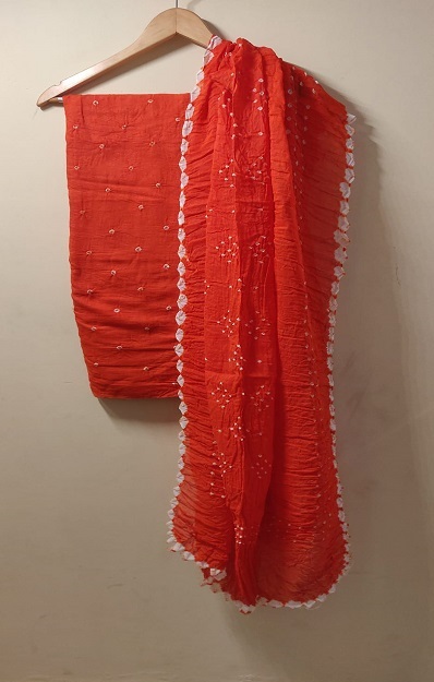 Mul cotton Bandhani duppatta and cambric cotton top