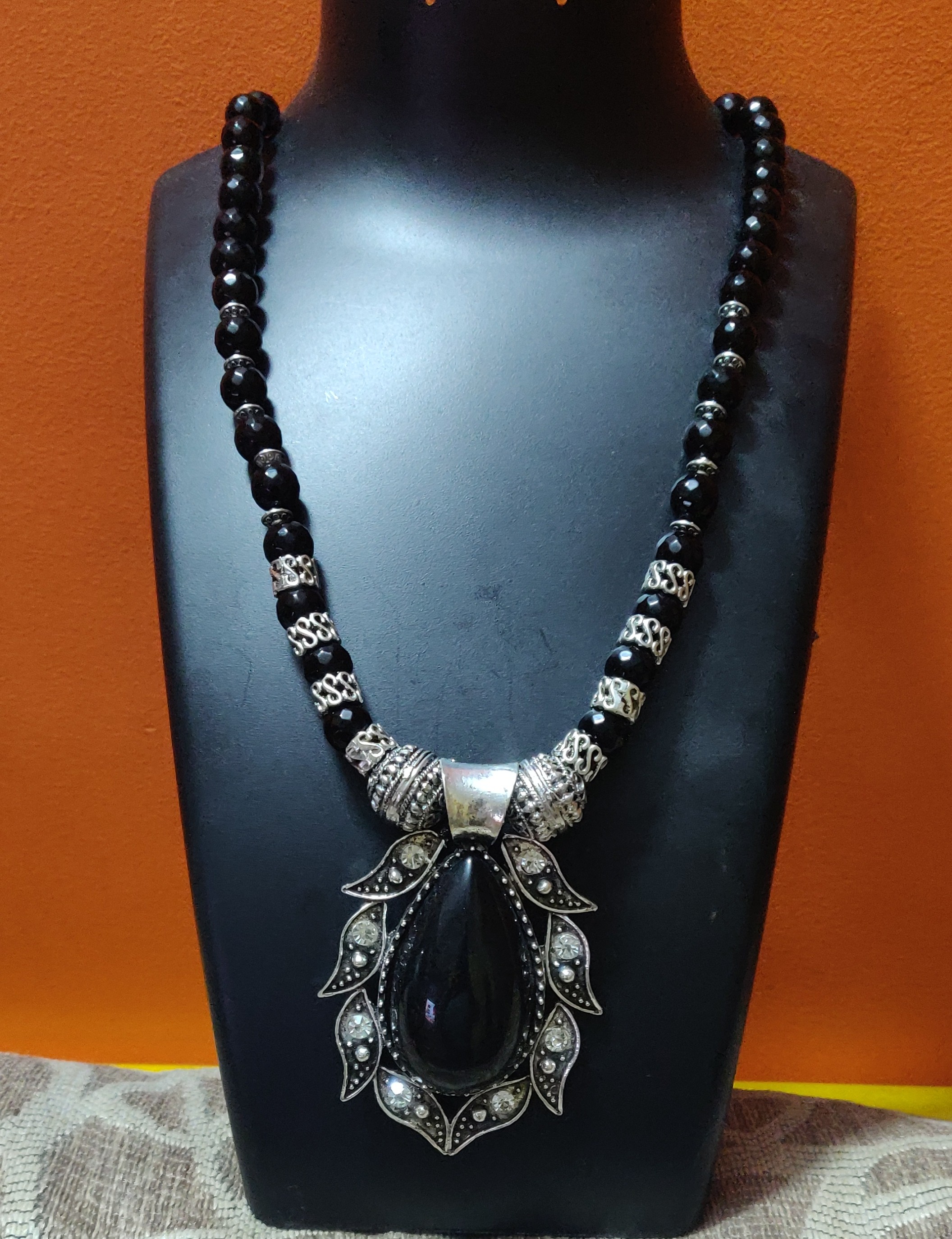 Semi precious beads necklace with big Pendant
