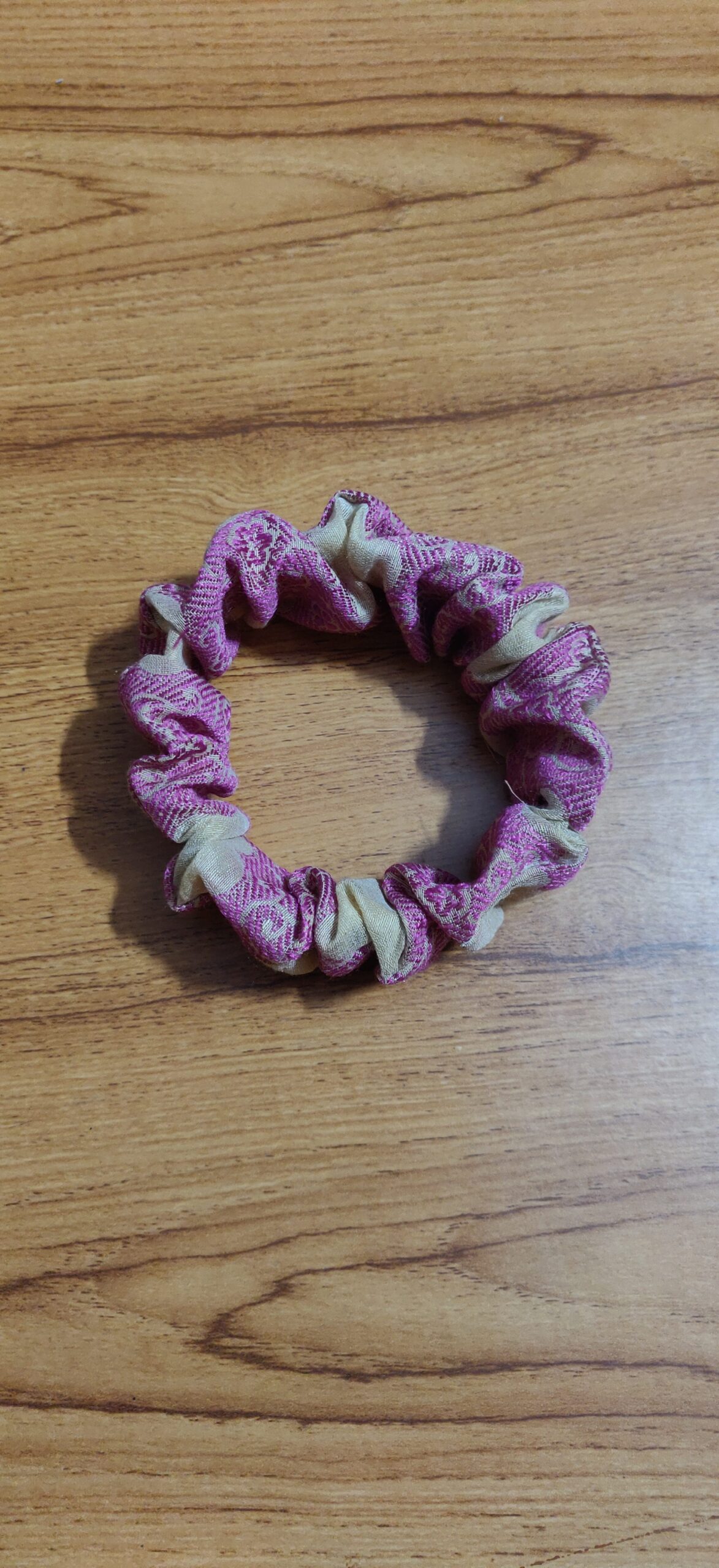 Broad scrunchies in design silk fabric - set of 2