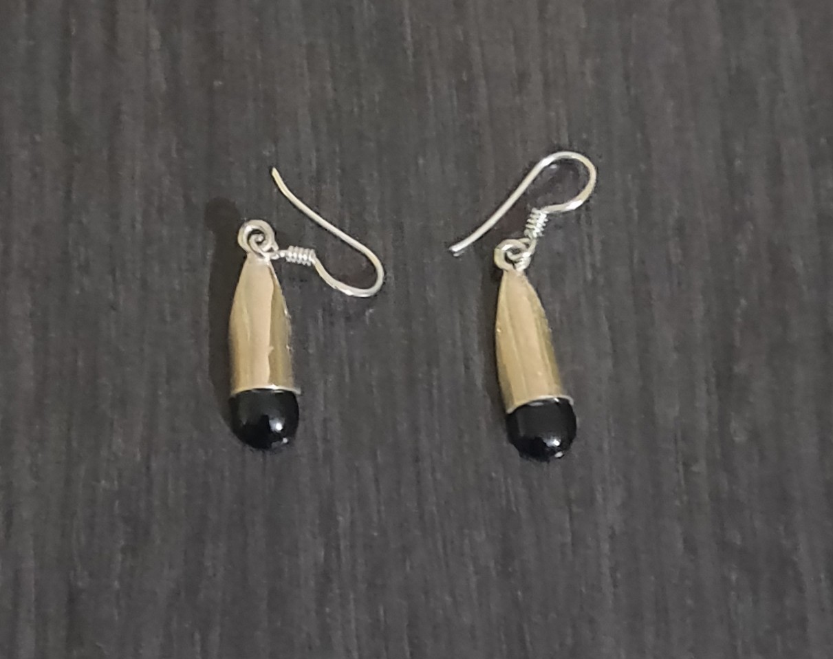 Silver black onyx hangings