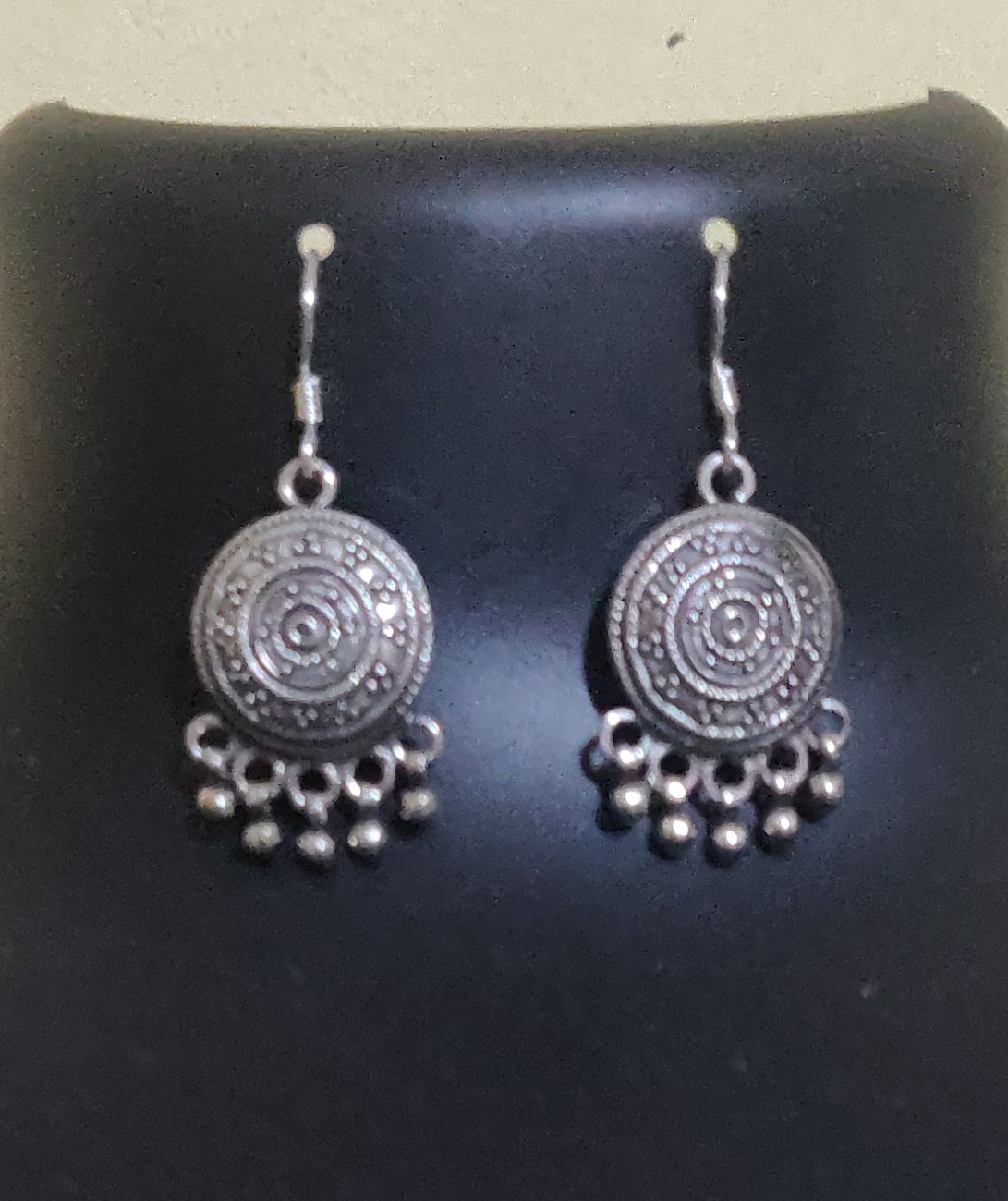 Silver plain hangings