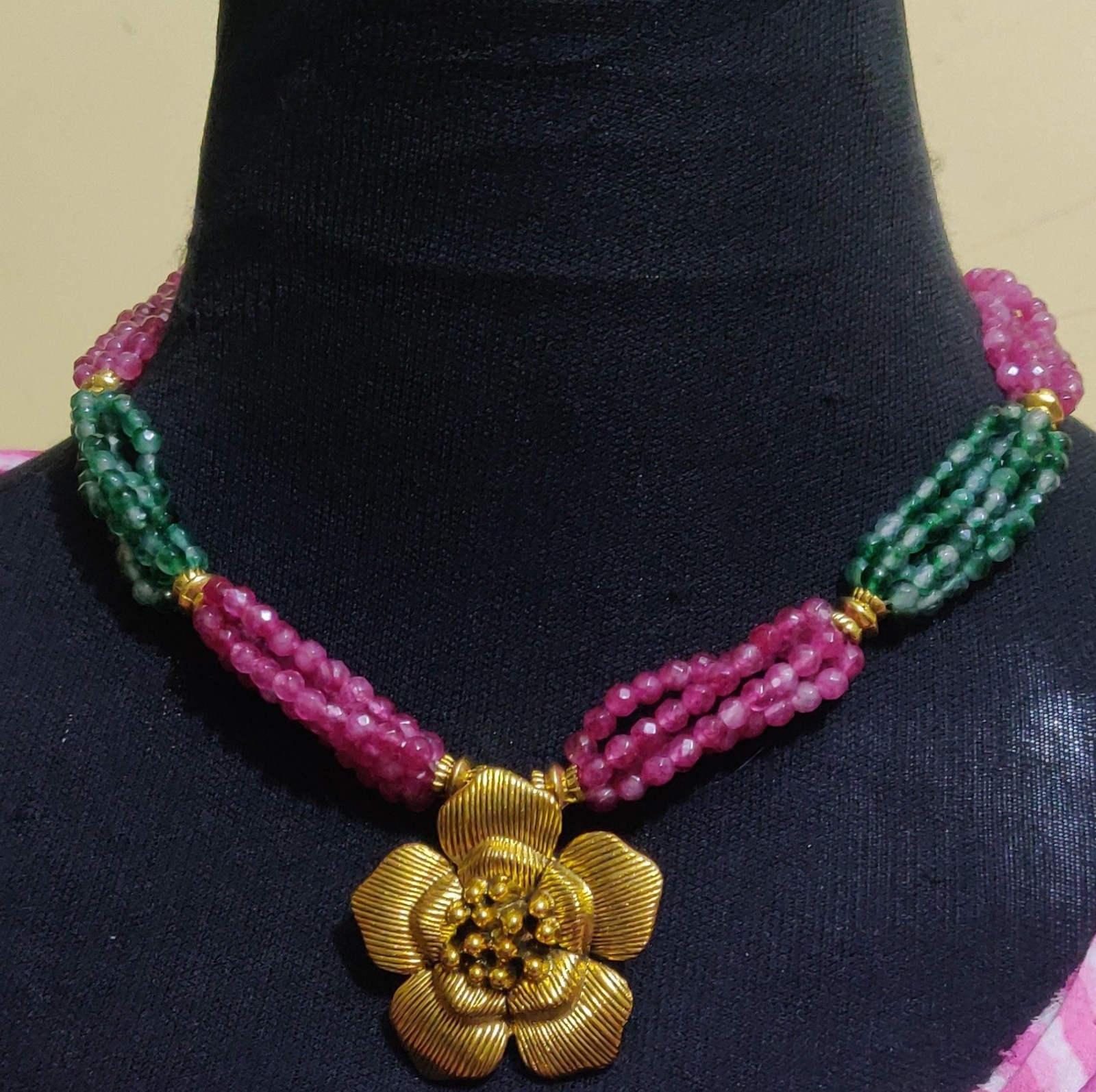 5 Layered Zed agate cutting beads with brass pendant necklace