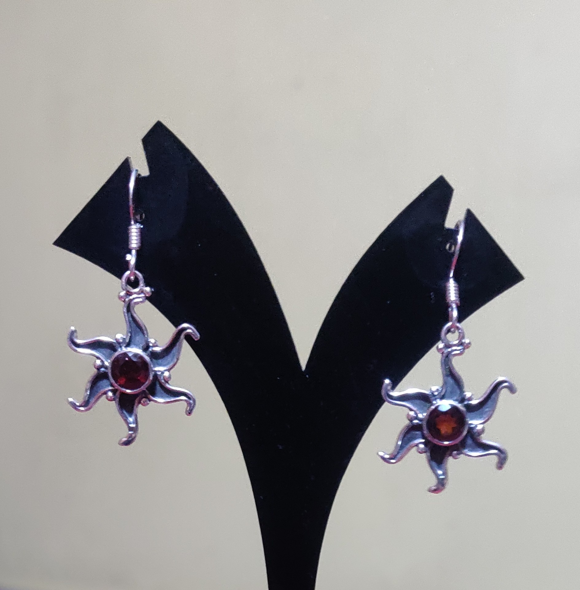 925 Silver Garnet earrings