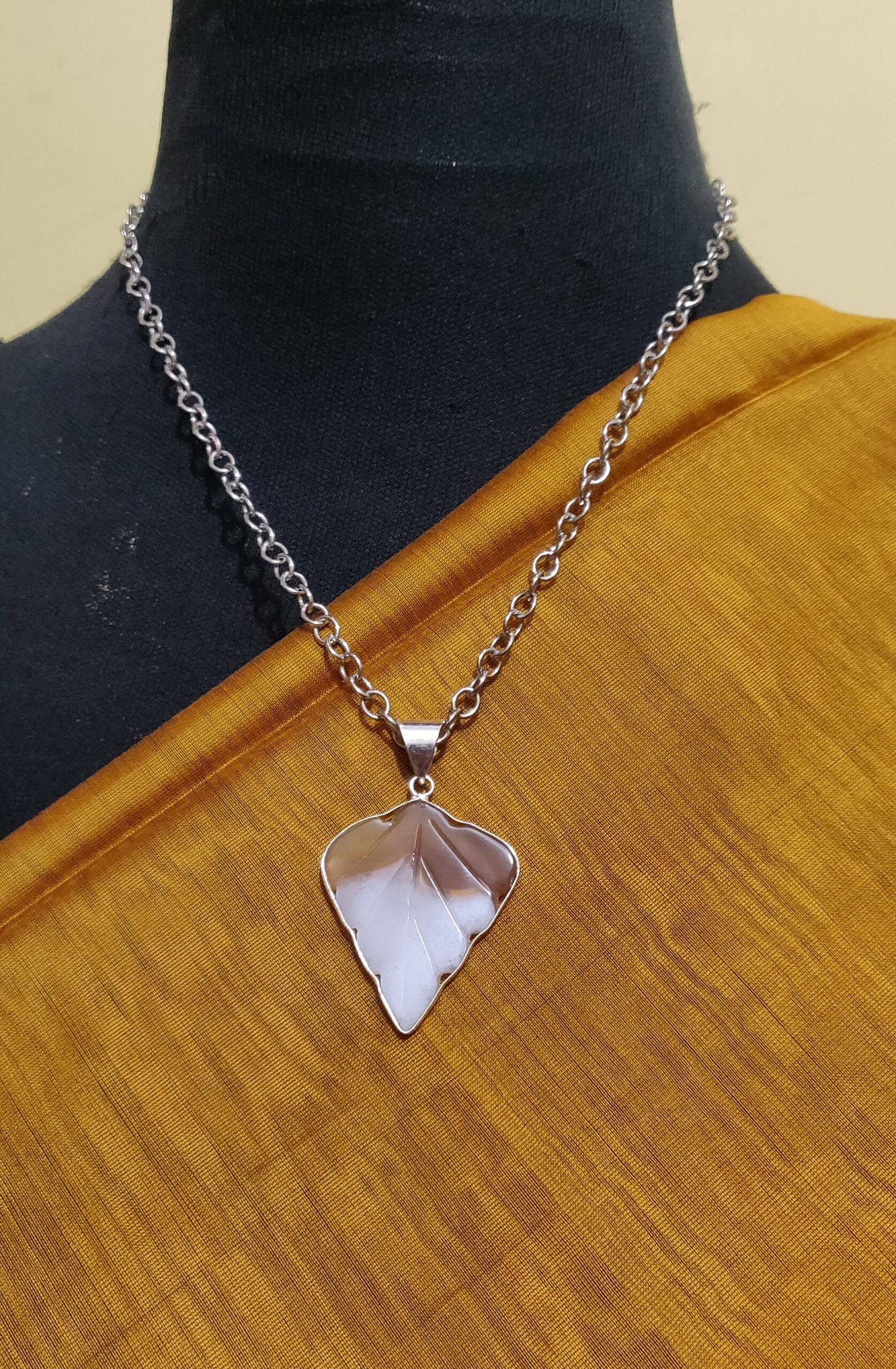 Leaf shape stone pendant with GS chain