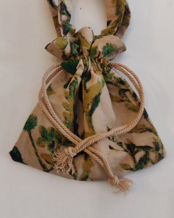cotton printed pouch