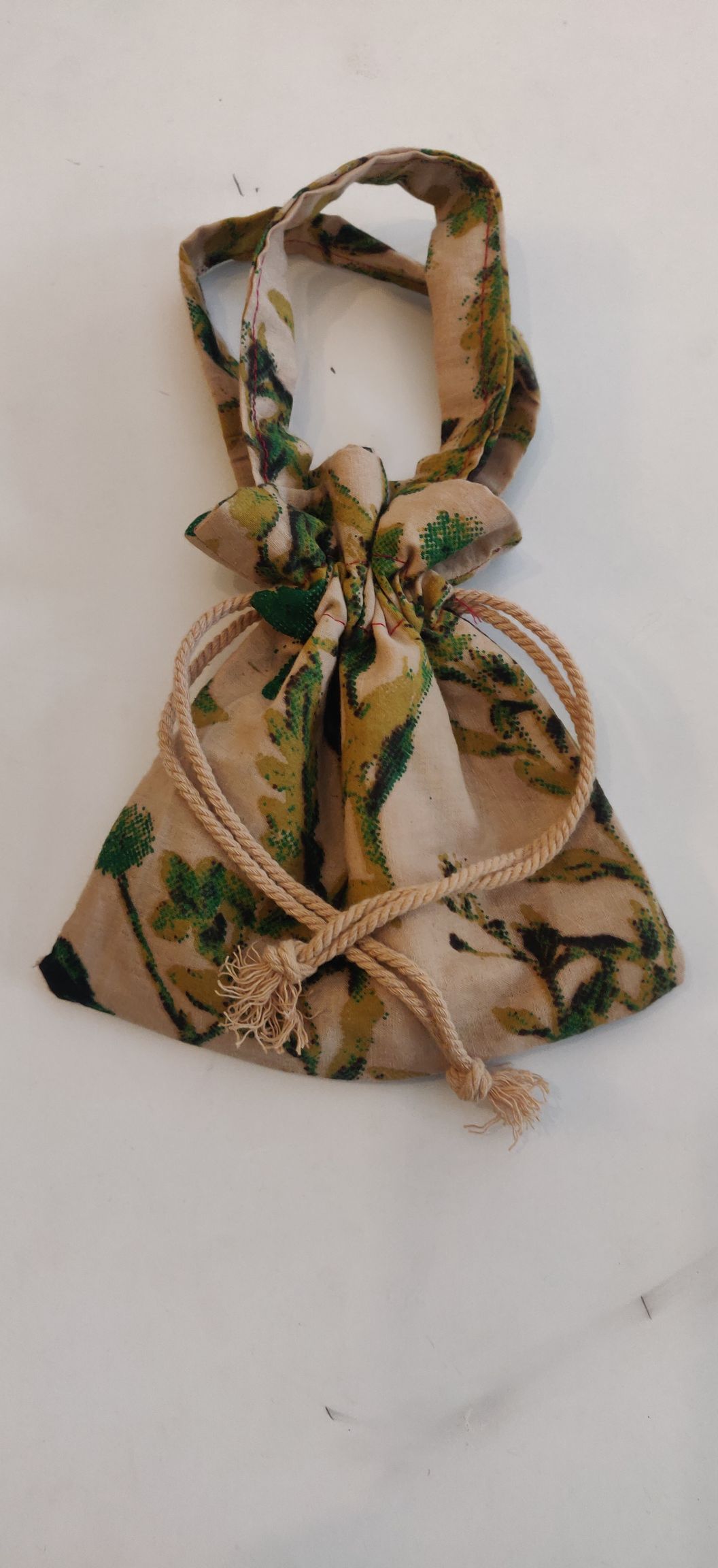cotton printed pouch